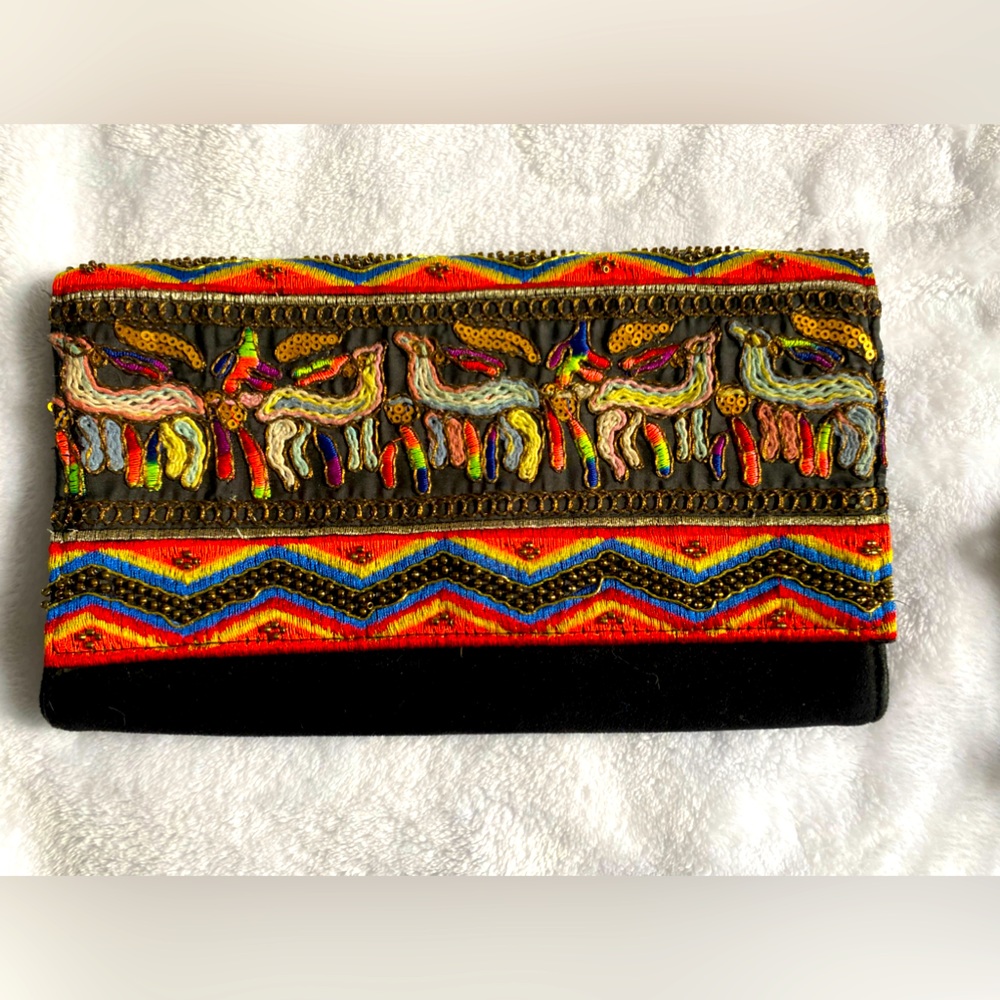 Tribal print fabric clutch